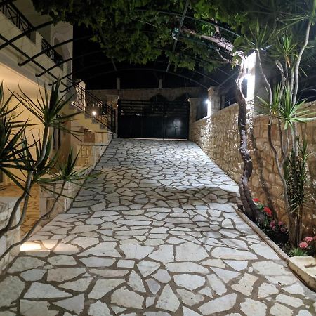 Villa Vera Sívota Exteriör bild